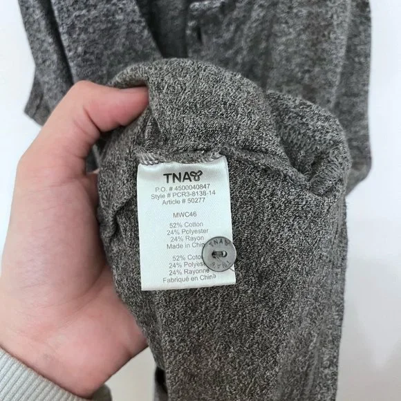 ARITZIA TNA Sandbanks Romper Women’s Size Medium - Picture 6 of 7